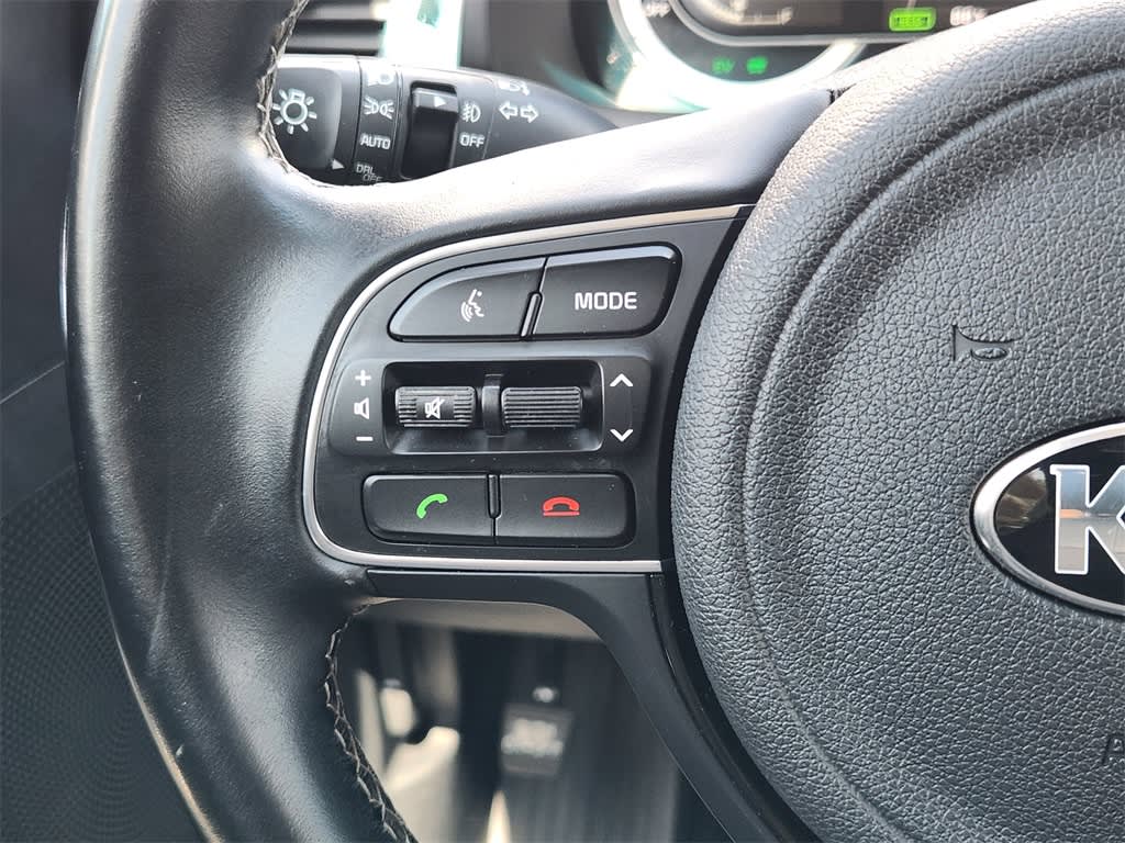 Thumbnail: 2019 Kia Niro - 31