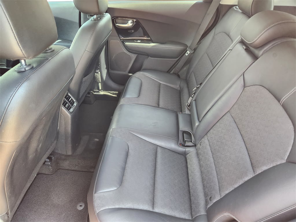 Thumbnail: 2019 Kia Niro - 11