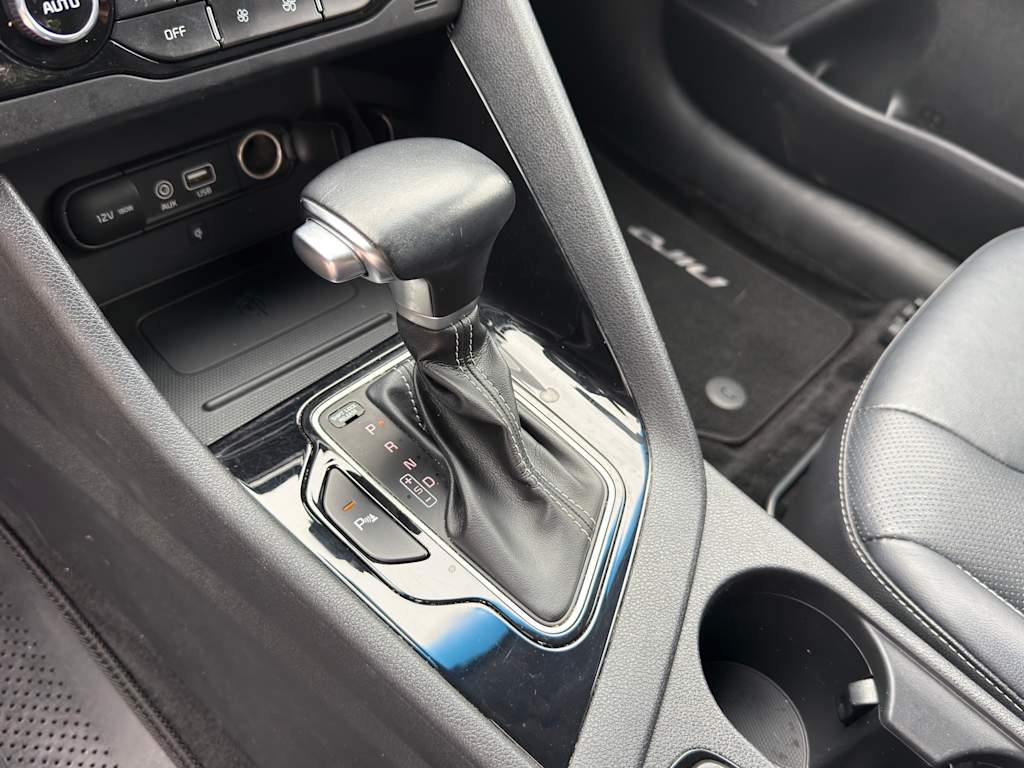 Thumbnail: 2018 Kia Niro - 15