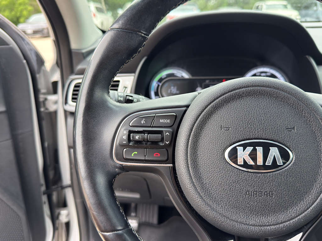 Thumbnail: 2018 Kia Niro - 21