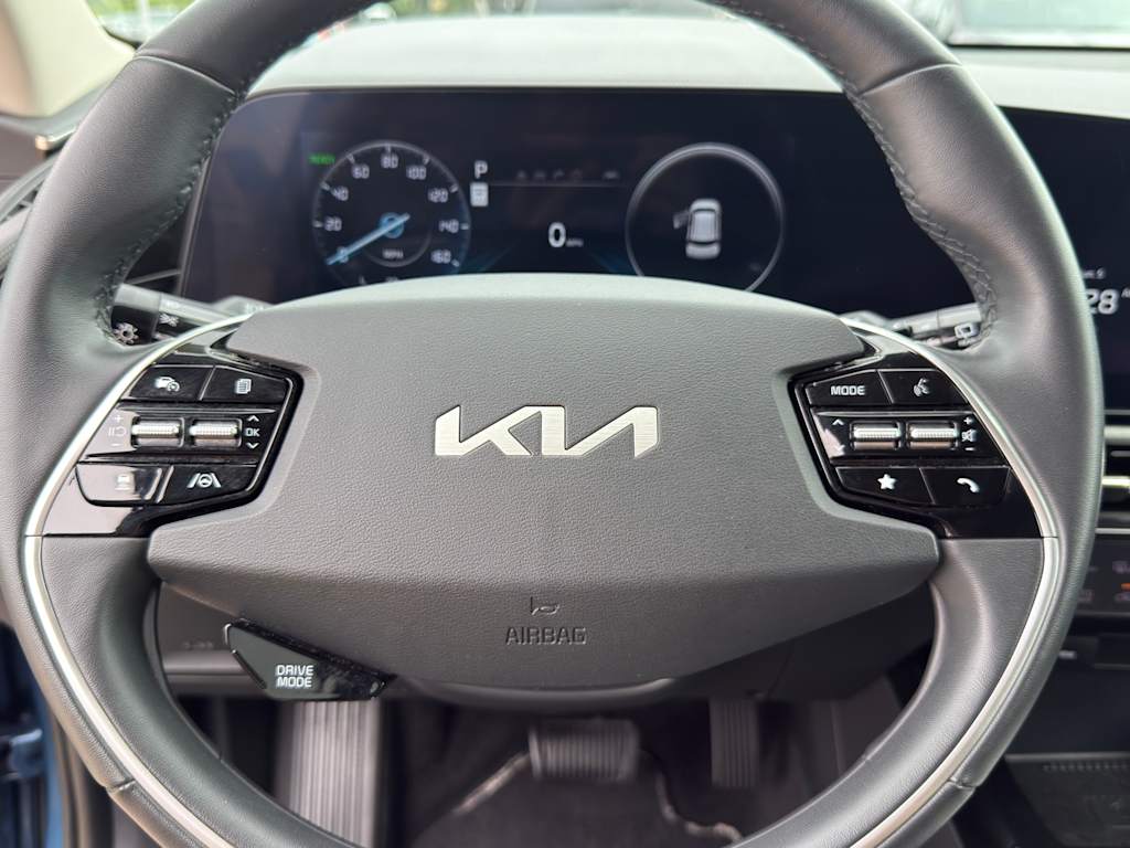 Thumbnail: 2024 Kia Niro - 21
