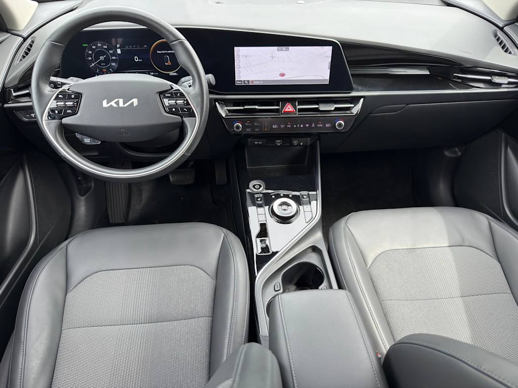 Thumbnail: 2024 Kia Niro - 12