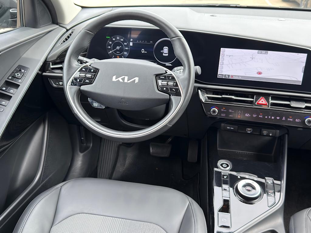 Thumbnail: 2024 Kia Niro - 13