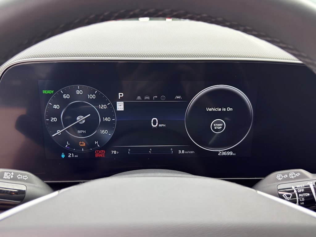 Thumbnail: 2024 Kia Niro - 16