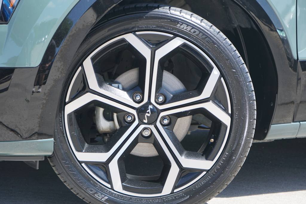 Thumbnail: 2024 Kia Niro - 6