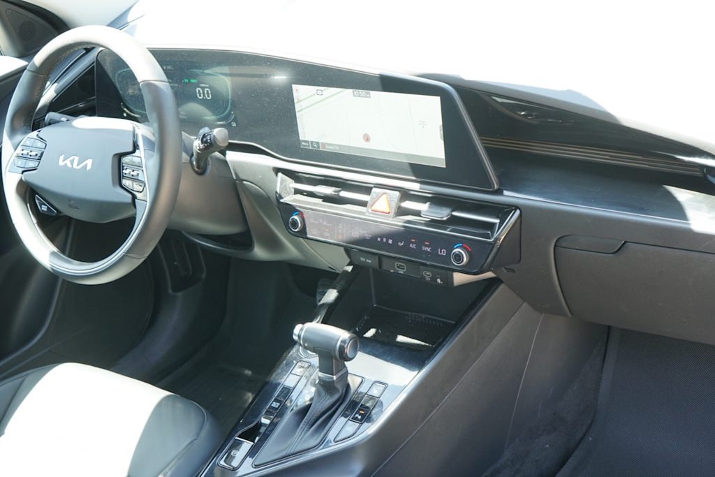 Thumbnail: 2024 Kia Niro - 12
