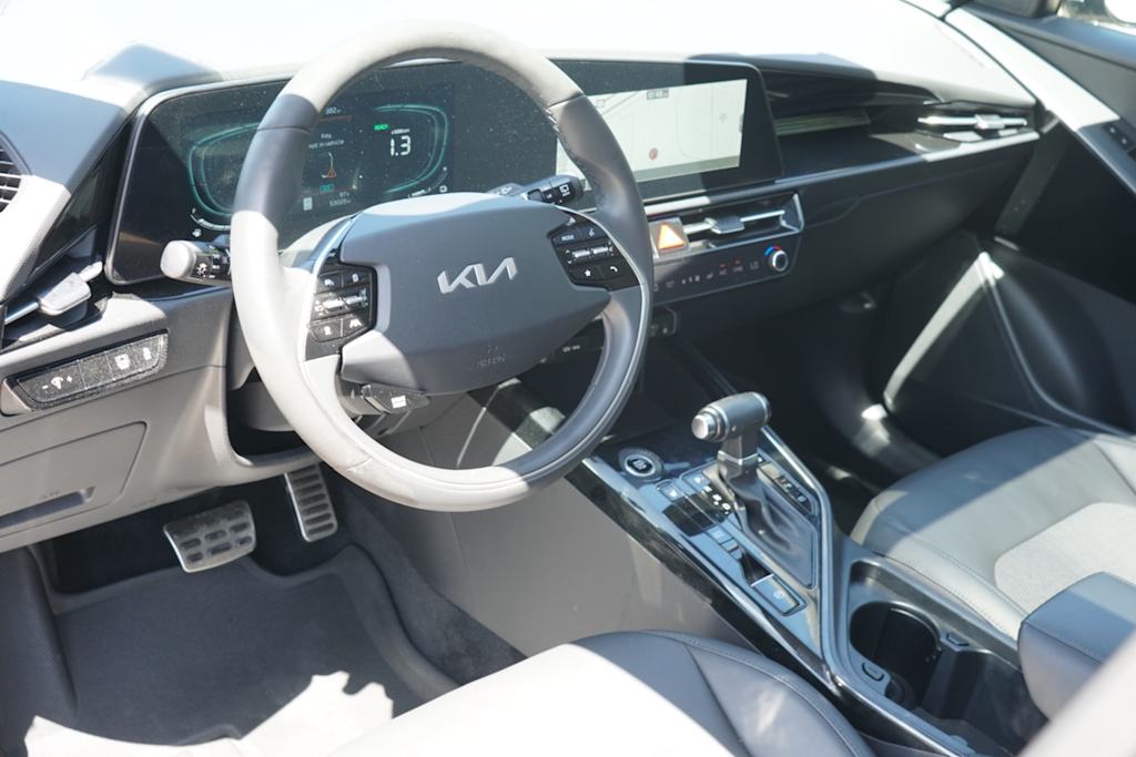 Thumbnail: 2024 Kia Niro - 2