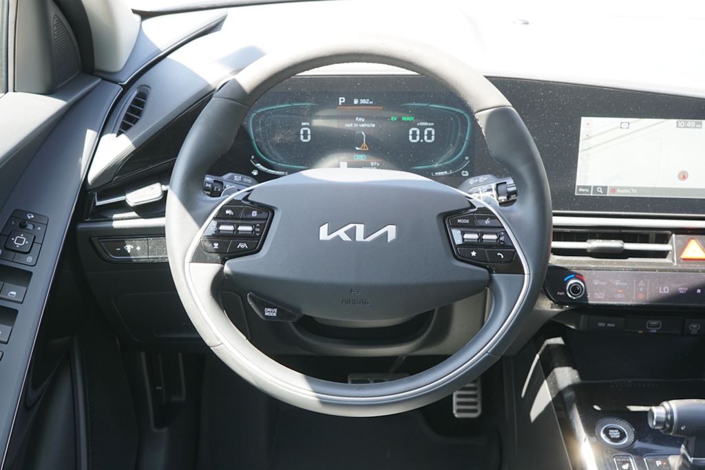 Thumbnail: 2024 Kia Niro - 11
