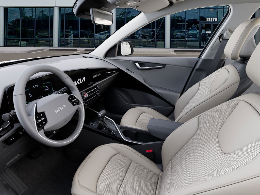 2025 Kia Niro EX 7