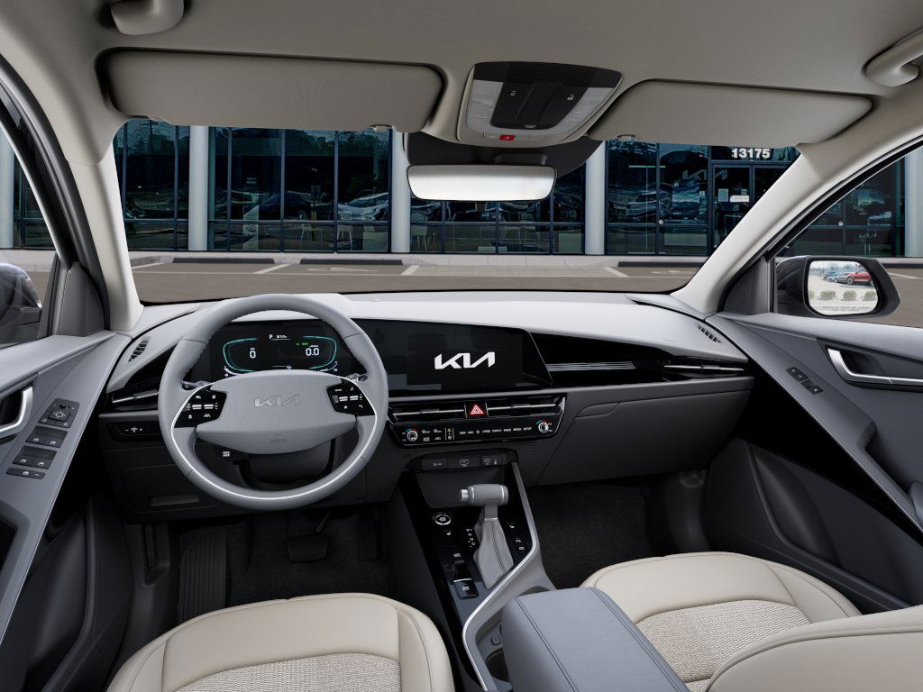 2025 Kia Niro EX 2