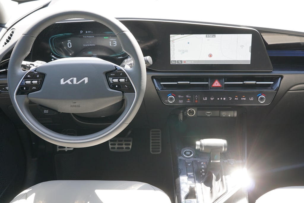 Thumbnail: 2024 Kia Niro - 7
