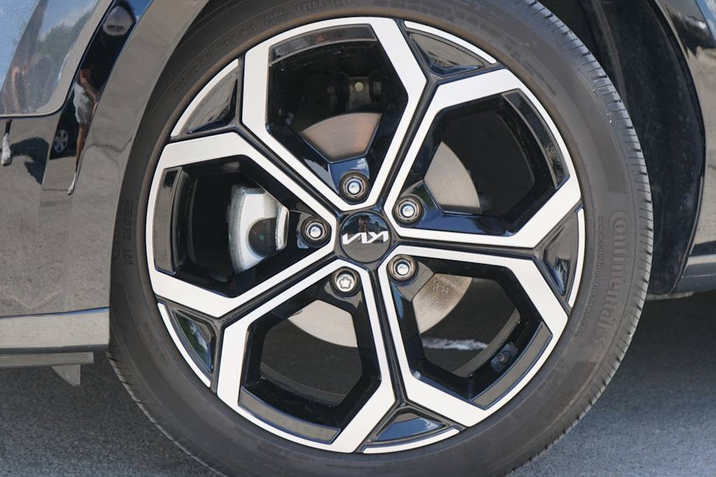 Thumbnail: 2024 Kia Niro - 6