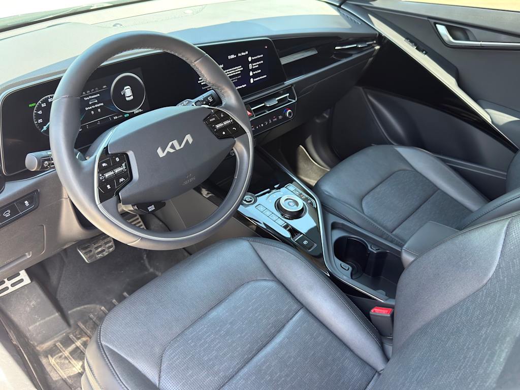 Thumbnail: 2023 Kia Niro - 2