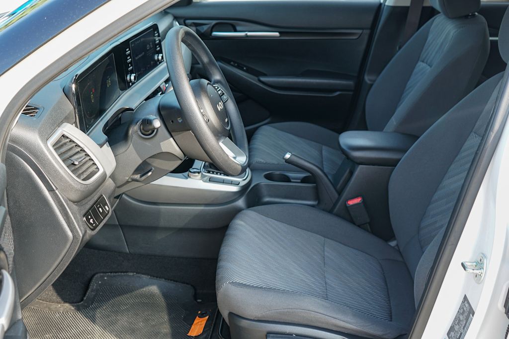 Thumbnail: 2024 Kia Seltos - 8