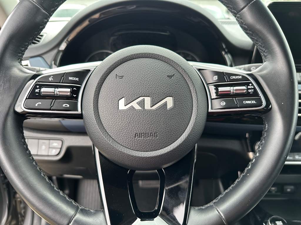 Thumbnail: 2022 Kia Seltos - 18