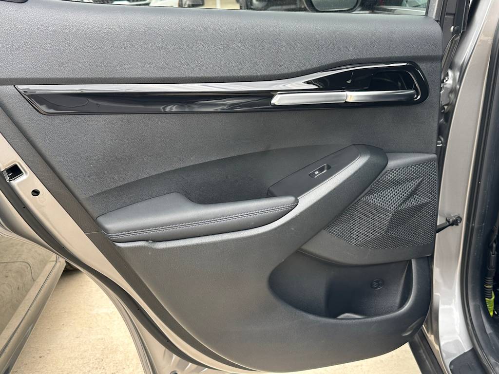 Thumbnail: 2022 Kia Seltos - 33