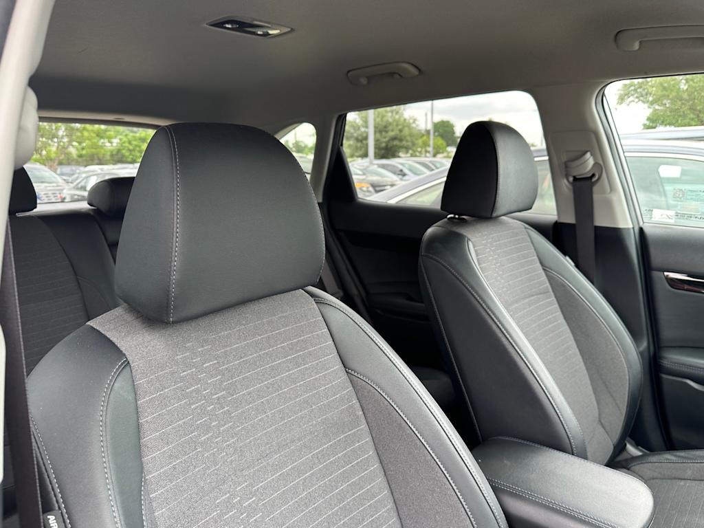 Thumbnail: 2022 Kia Seltos - 25