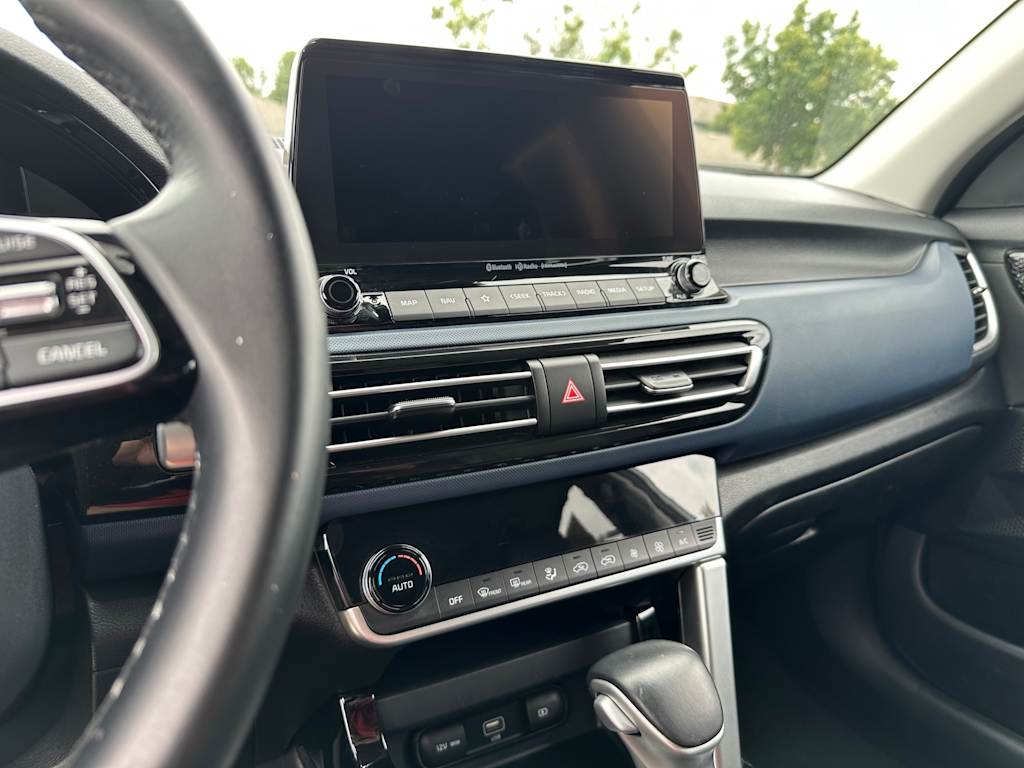 Thumbnail: 2022 Kia Seltos - 12