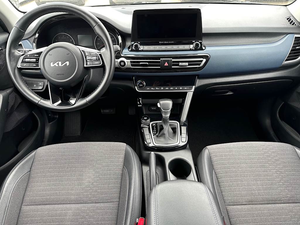 Thumbnail: 2022 Kia Seltos - 10