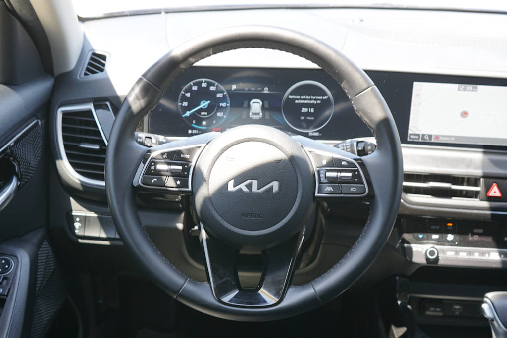 Thumbnail: 2024 Kia Seltos - 10