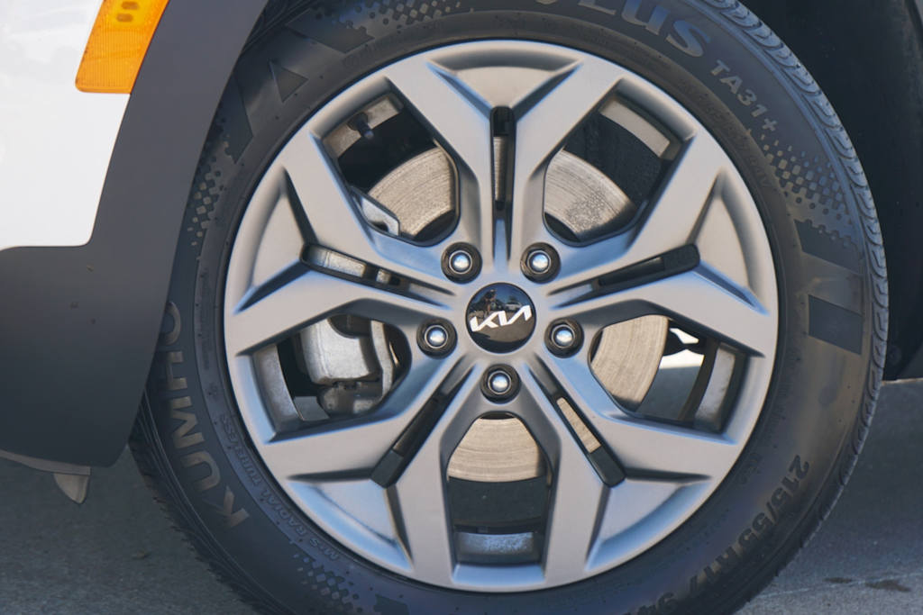 Thumbnail: 2024 Kia Seltos - 6