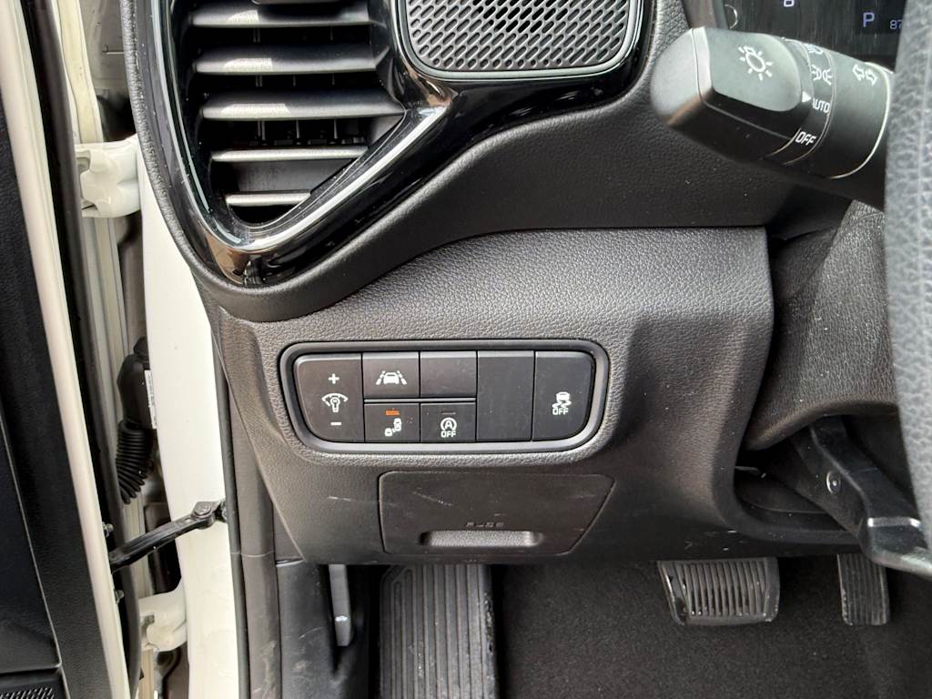 Thumbnail: 2022 Kia Soul - 30