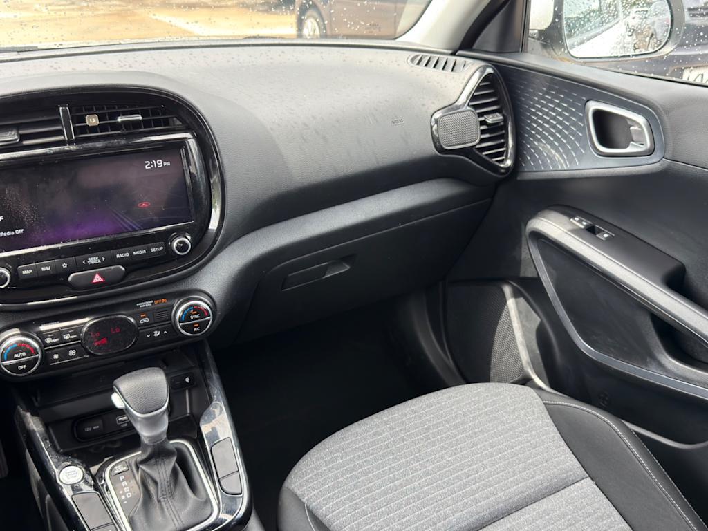 Thumbnail: 2022 Kia Soul - 12