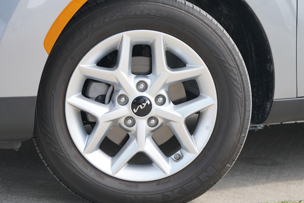 Thumbnail: 2025 Kia Soul - 6