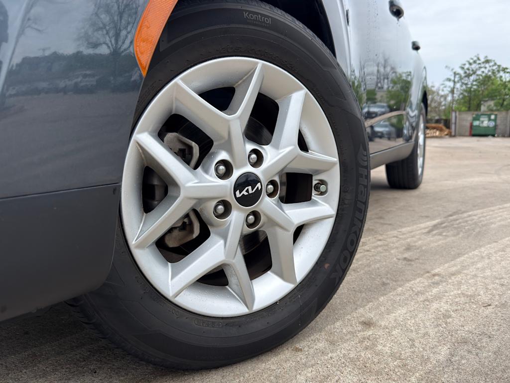 Thumbnail: 2023 Kia Soul - 6