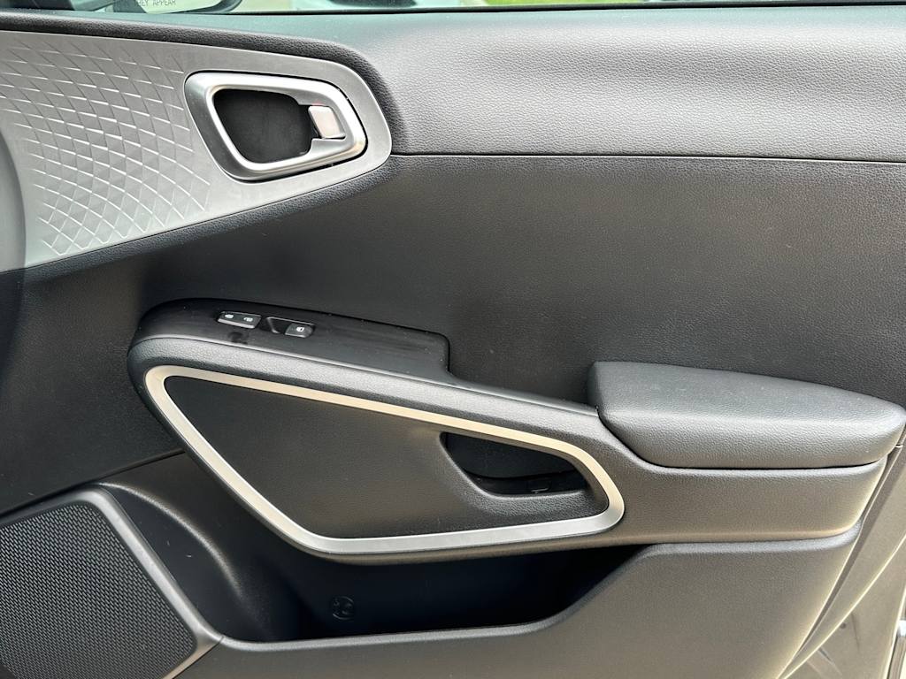 Thumbnail: 2023 Kia Soul - 23