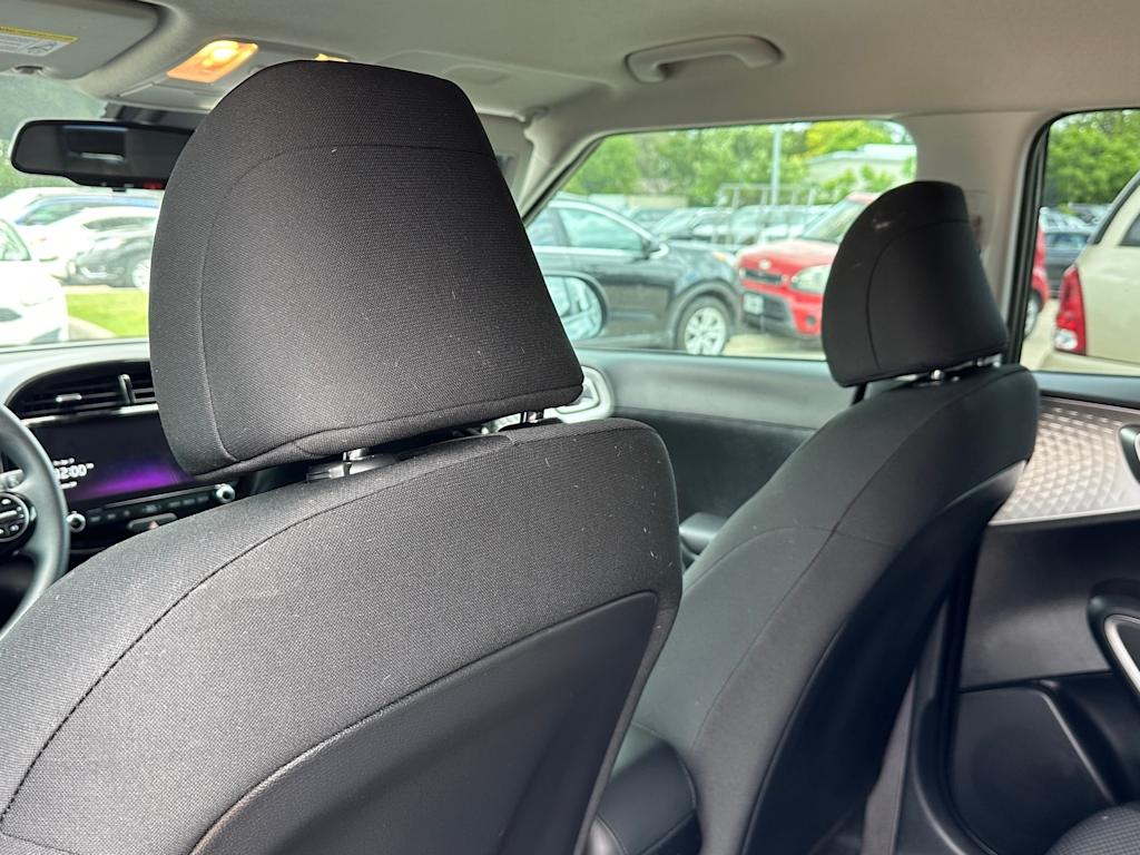 Thumbnail: 2023 Kia Soul - 24