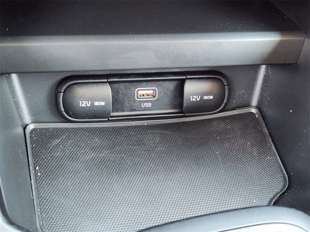 2023 Kia Soul LX 16