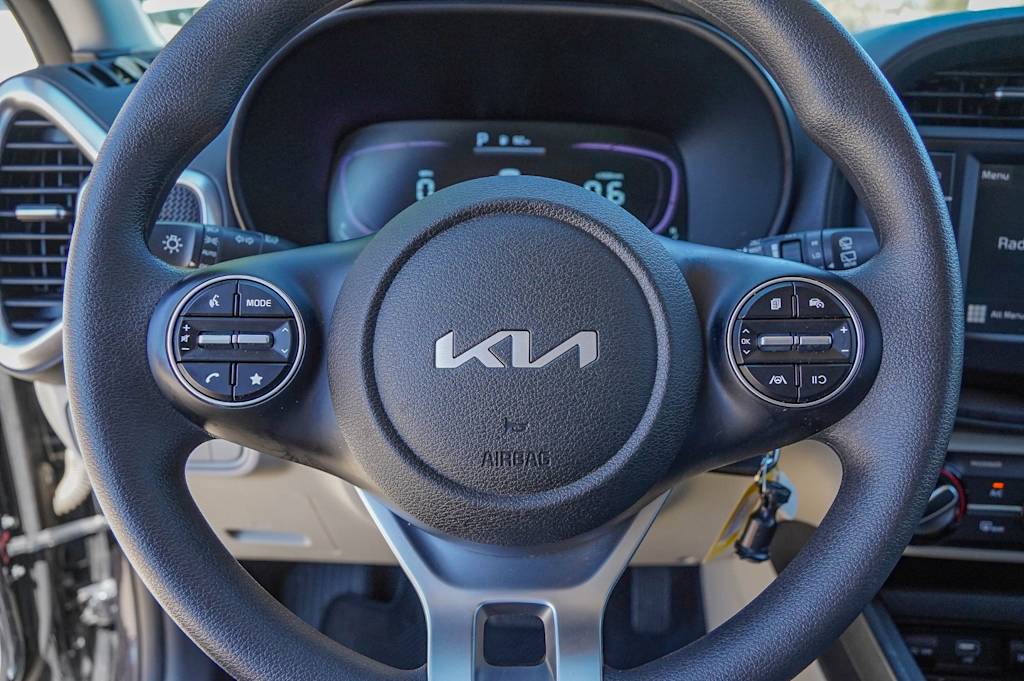 Thumbnail: 2023 Kia Soul - 6