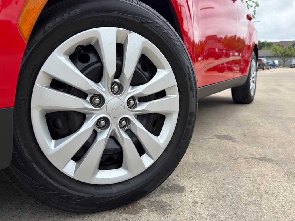Thumbnail: 2024 Kia Soul - 7