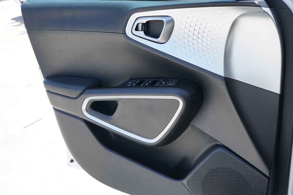 Thumbnail: 2024 Kia Soul - 21