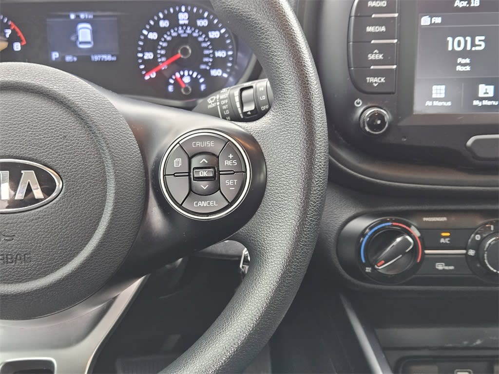 2020 Kia Soul LX 30