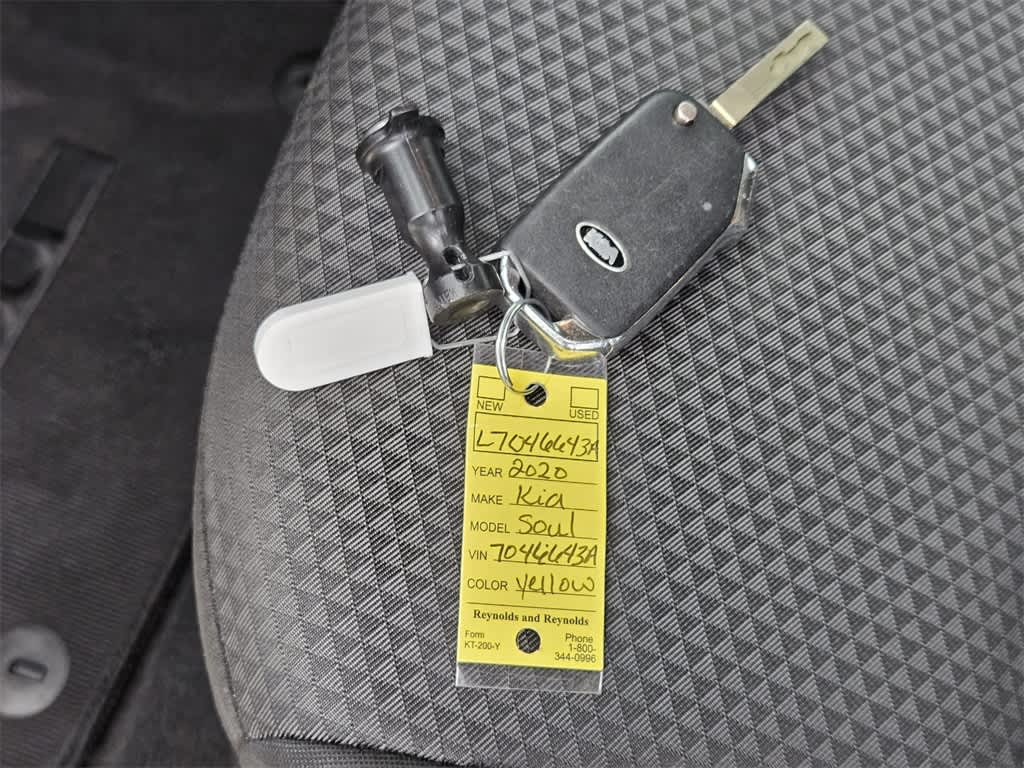 2020 Kia Soul LX 16