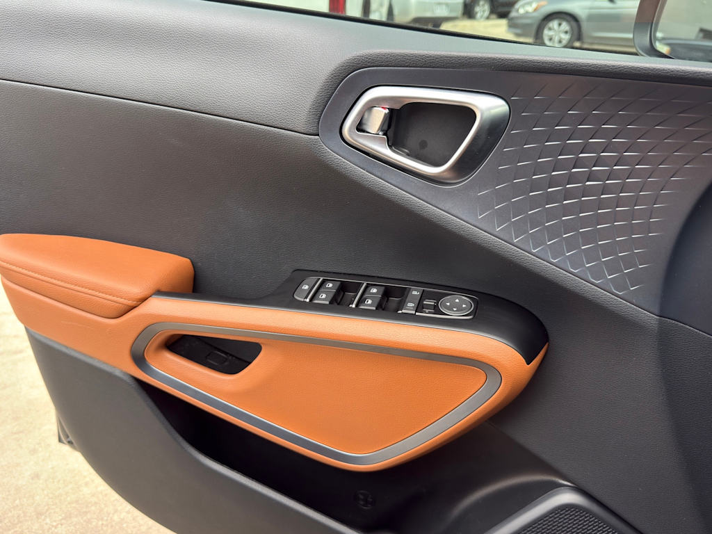 Thumbnail: 2024 Kia Soul - 26