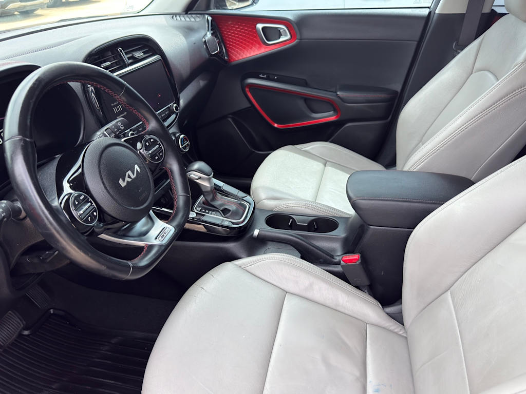 Thumbnail: 2023 Kia Soul - 10