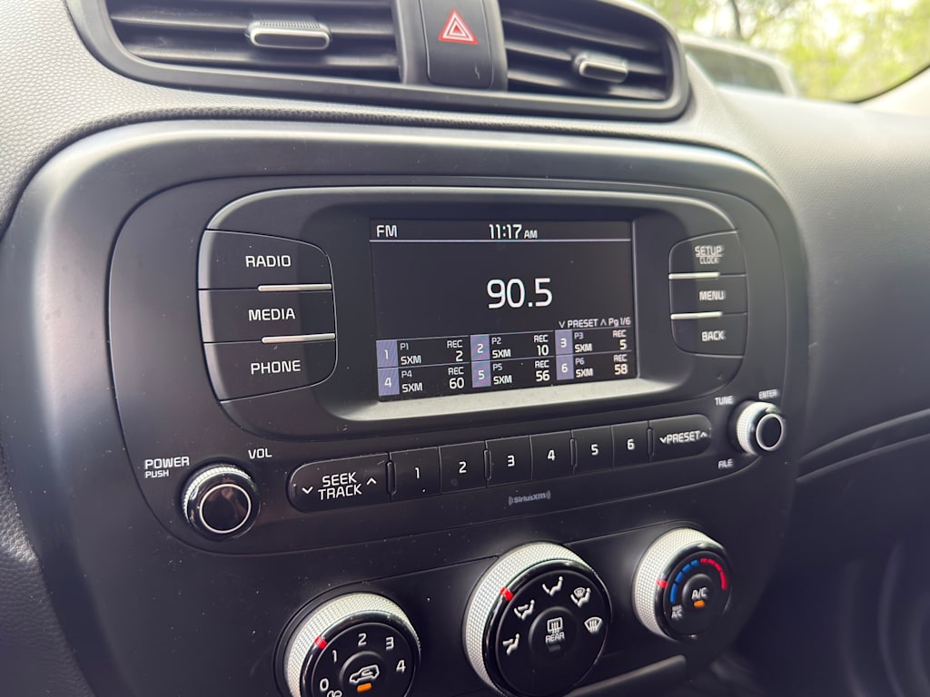 Thumbnail: 2018 Kia Soul - 14