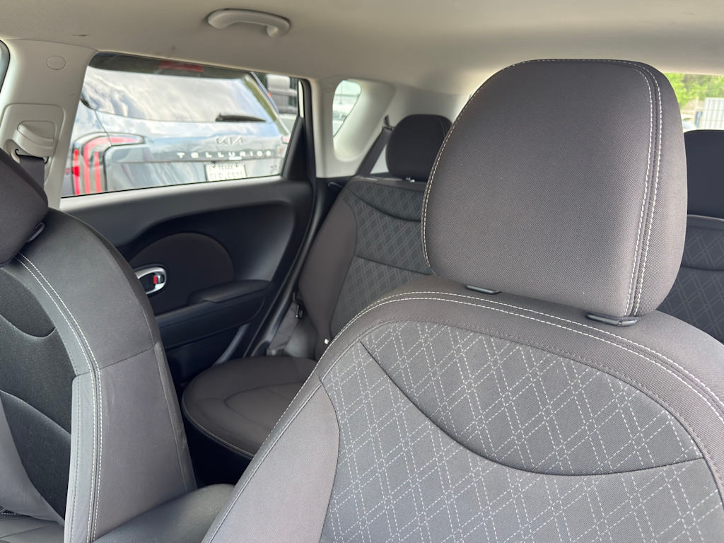 Thumbnail: 2018 Kia Soul - 10