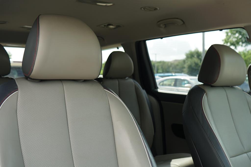 Thumbnail: 2016 Kia Sedona - 27
