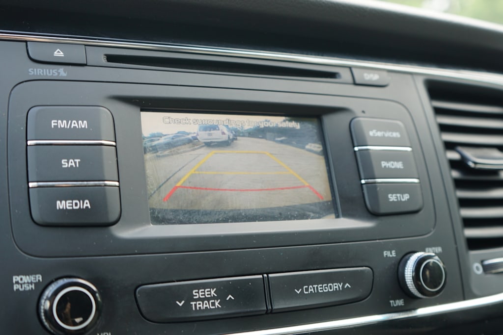 Thumbnail: 2016 Kia Sedona - 12