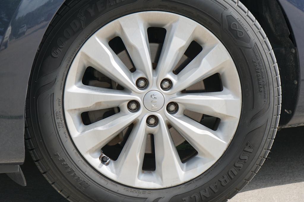 Thumbnail: 2016 Kia Sedona - 5