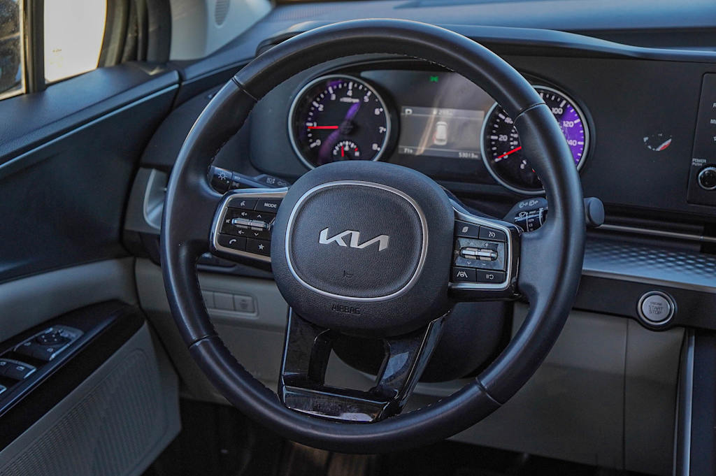 Thumbnail: 2024 Kia Carnival - 10