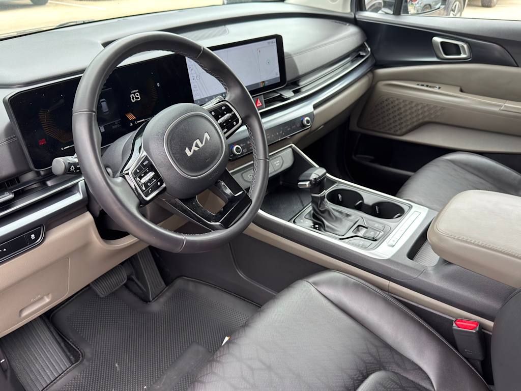 Thumbnail: 2025 Kia Carnival - 2