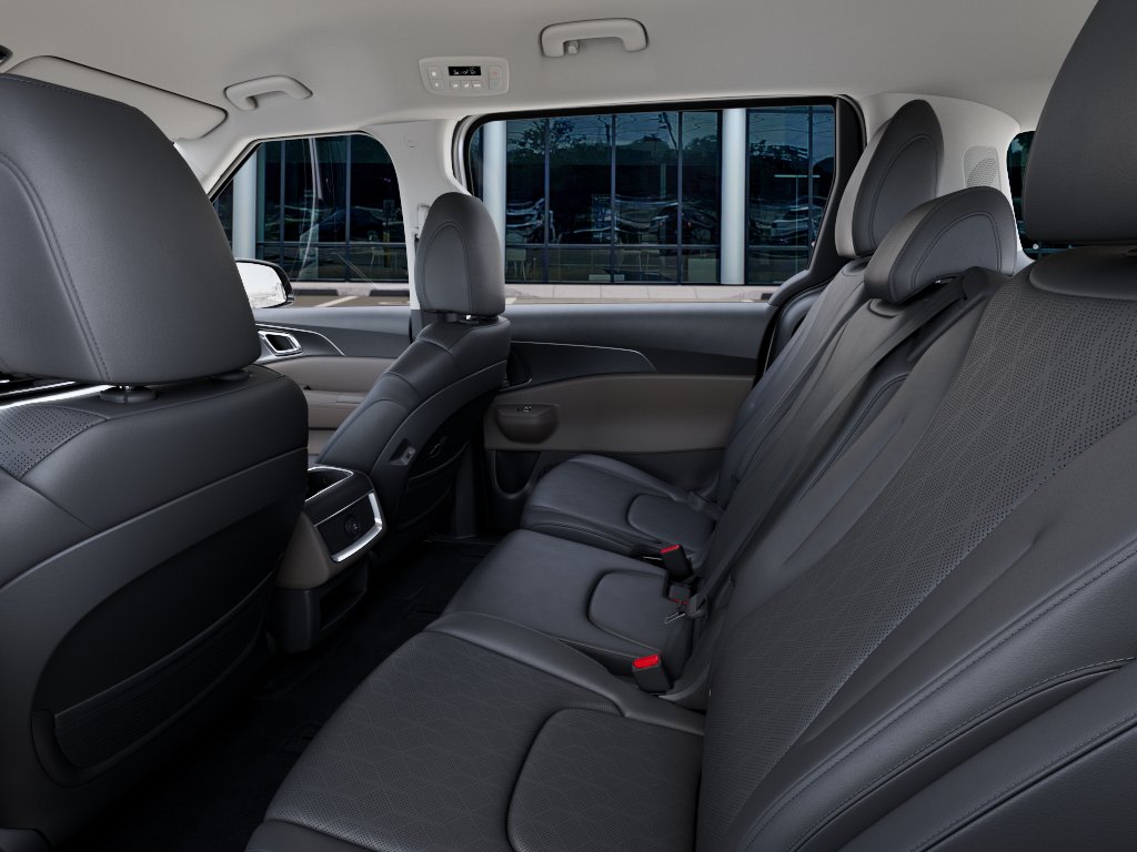 Thumbnail: 2026 Kia Carnival - 8