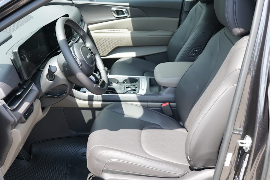 Thumbnail: 2026 Kia Carnival - 7
