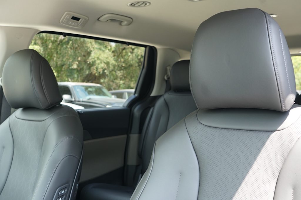 Thumbnail: 2026 Kia Carnival - 8