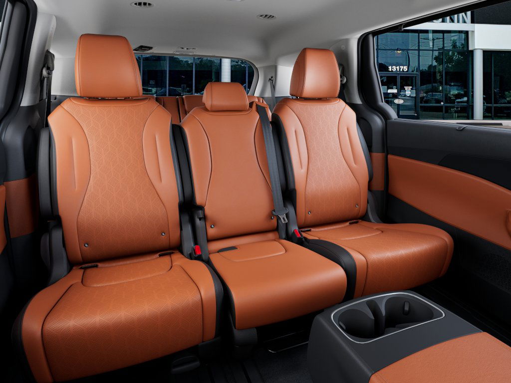 Thumbnail: 2026 Kia Carnival - 6